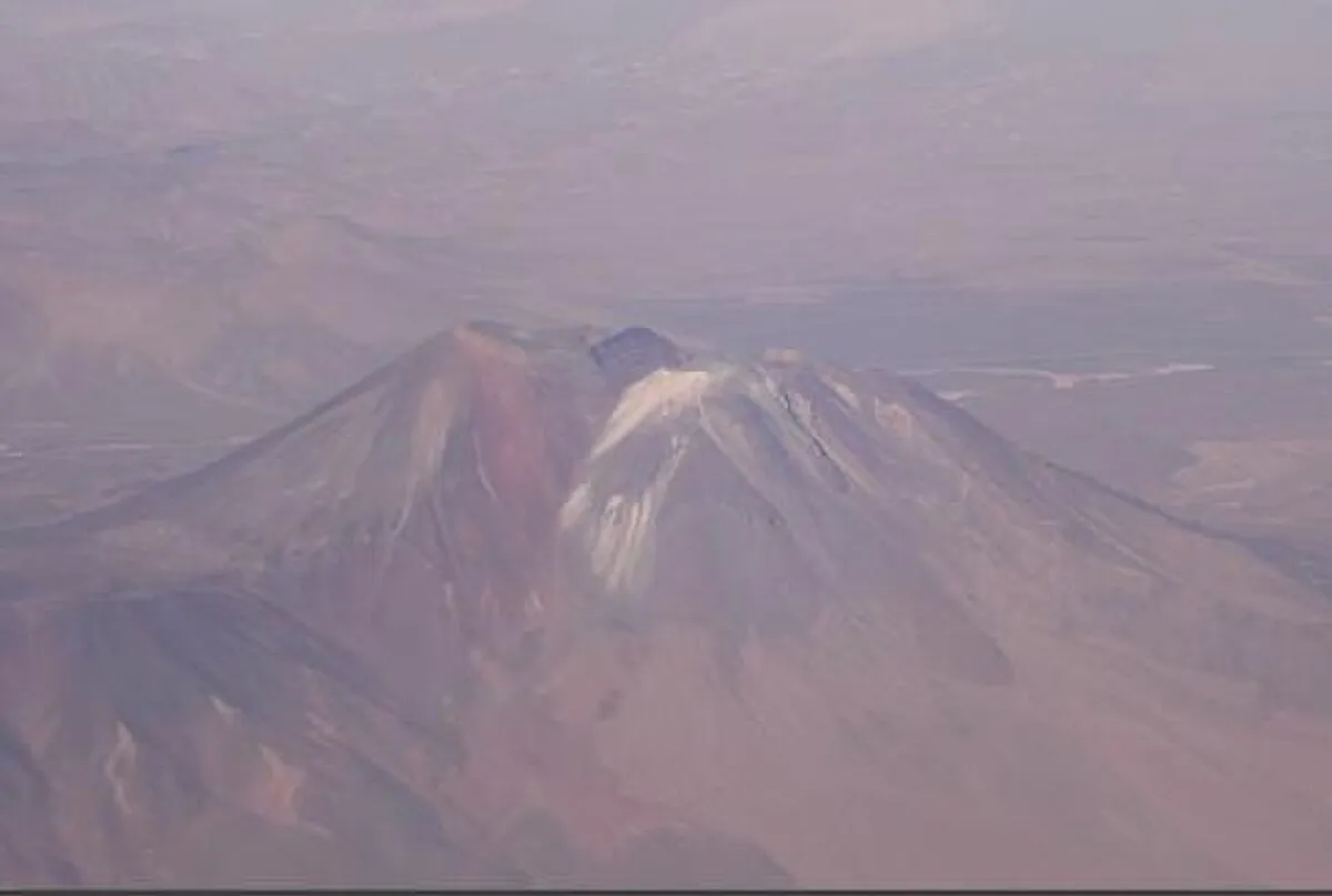 Volcán Irruputuncu