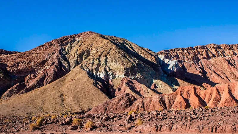 Valle del Arcoíris + Petroglifos